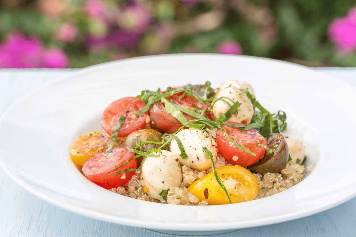 Caprese Quinoa Salad Recipe: Fresh And Wholesome Lunch Idea