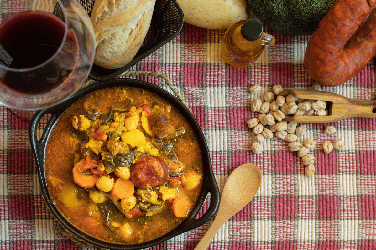 Mediterranean Chickpea And Spinach Stew Recipe: Plant-Based Dinner