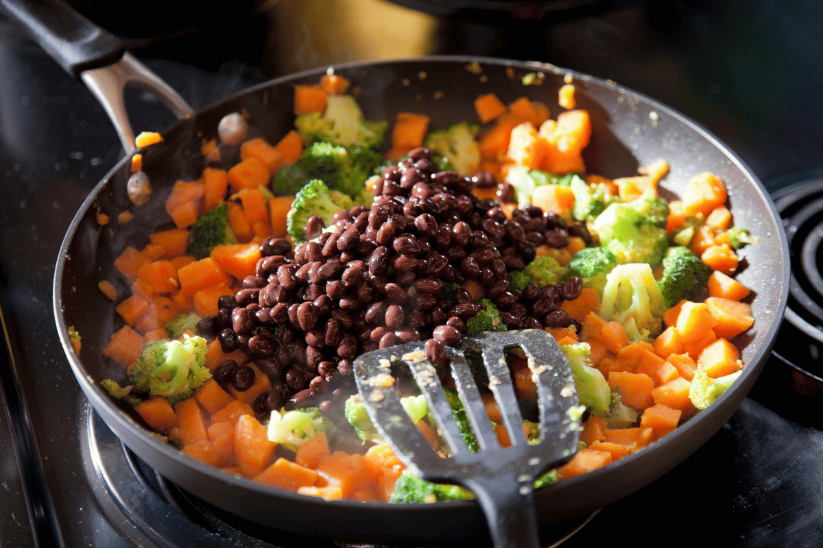 Sweet Potato And Black Bean Bowl Recipe: Plant-Based Lunch Goodness